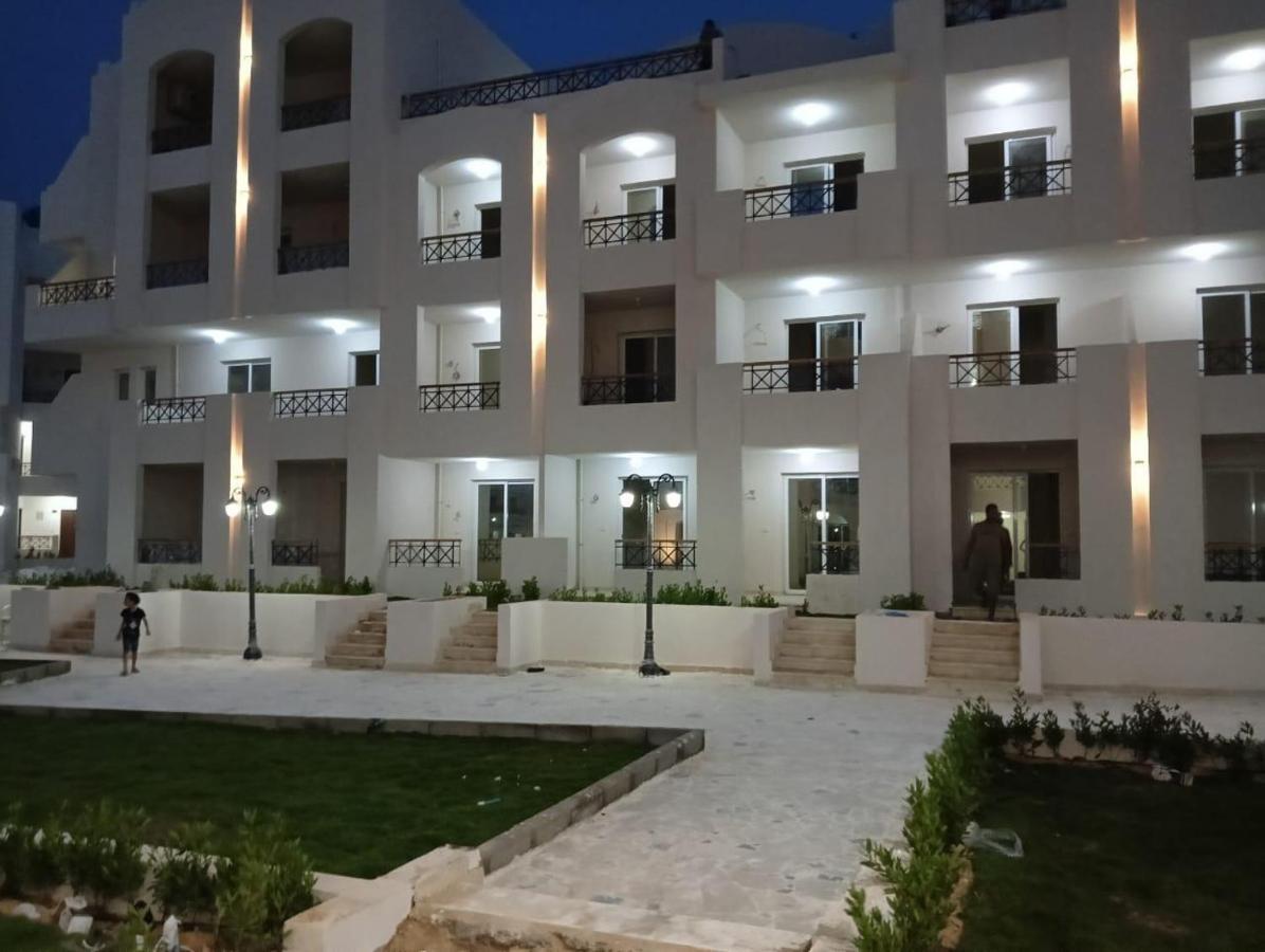 Appartement شاليه الزمردة بمنتجع سانتوريني à El Alamein Extérieur photo